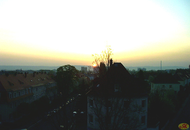 2009-04-10 3 sunleviĝo - Sonnenaufgang