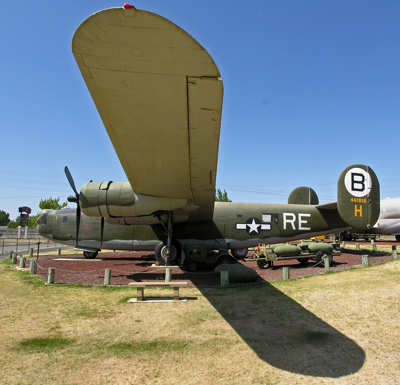 Consolidated B-24M Liberator (8335)