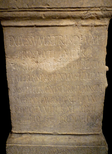 Altar (Roman)