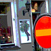 Sens unique rouge vers façade podoérotique / Red one way toward footlight façade sight  -  Helsinborg / Suède - Sweden.  22 octobre 2008 - Postérisée