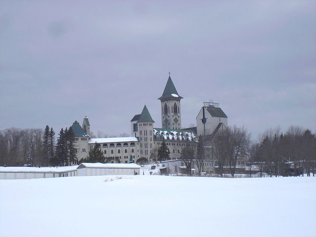 Abbaye de St-Benoit-du-lac  /   Québec - Canada -  7 Février 2009