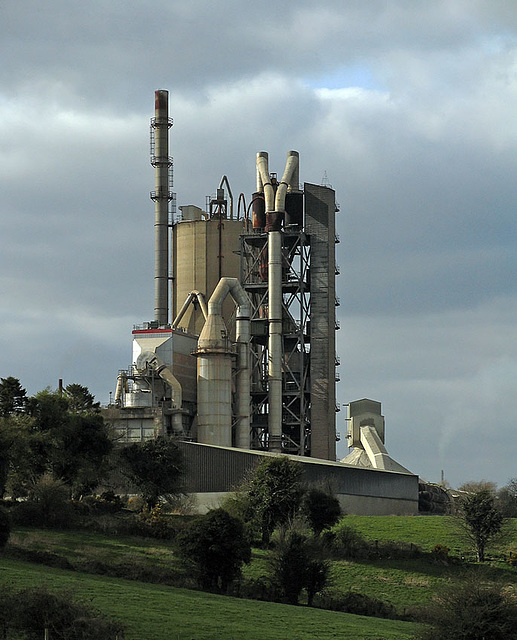 Quinn Cement, Derrylin