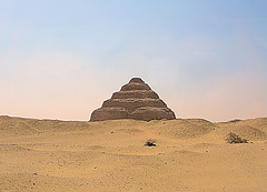 la pyramide de Djéser à Sakkara