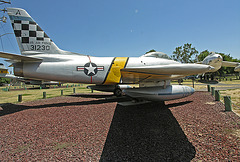 North American F-86H Sabre (8422)