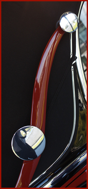 Horch 930V - Bügel am Cabriolet