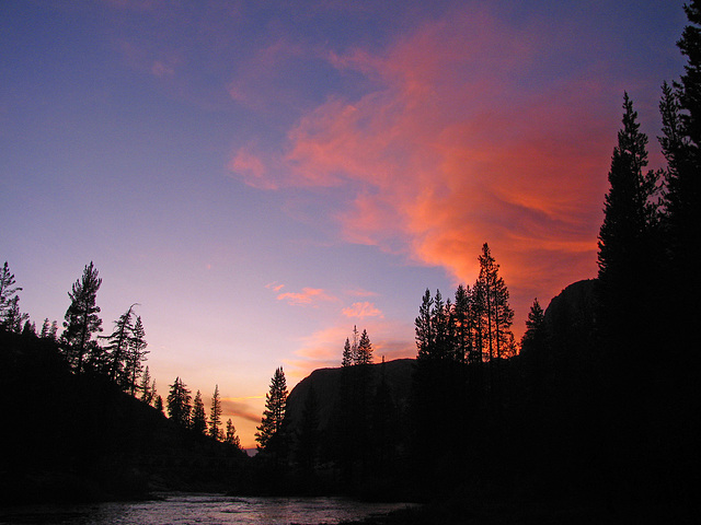 Sunset in Glen Aulin (0715)