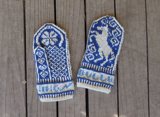 horse mittens for Jenny