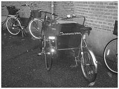 Christiania bikes  /   Copenhague - Copenhagen.    26 octobre 2008 -  Noir et blanc