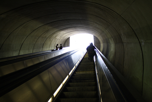 02.WMATA.DupontCircle.NW.WDC.6Sep2009