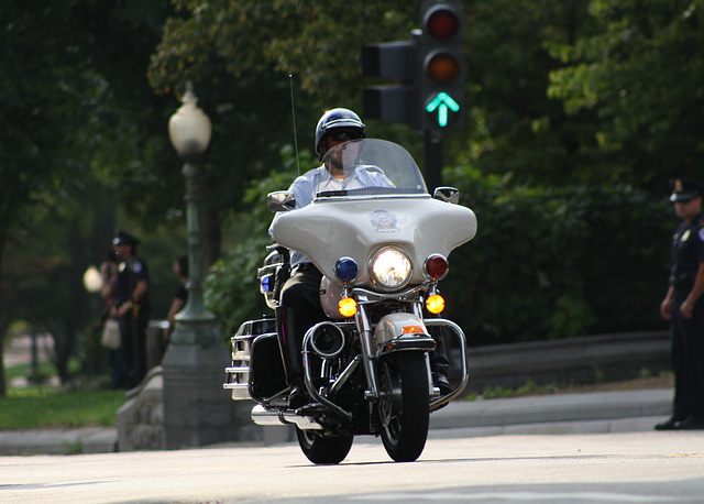 07.EdwardKennedy.Arrival.USC.SE.WDC.29August2009