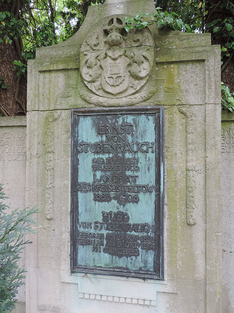 Grabstein Ernst von Stubenrauch