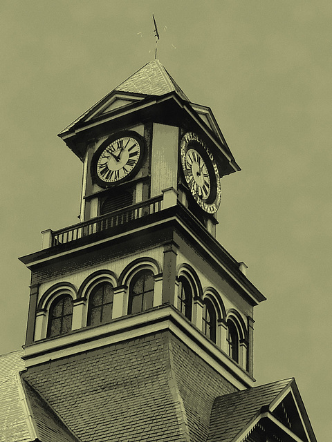 Palais de justice /  Courthouse -  Newport, Vermont.  USA / États-Unis.  23 mai 2009  -  Photofiltré