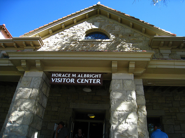 Visitor Center in Mammoth Hot Springs (4254)