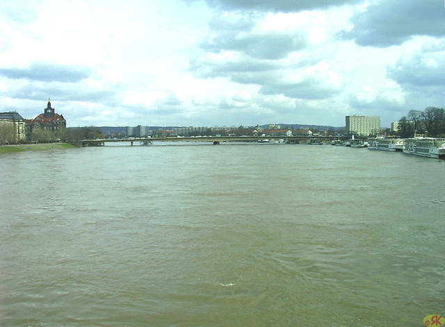 2006-04-05 011 Hochwasser