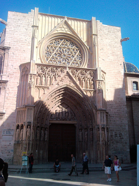 Catedral de Valencia: puerta de los apóstoles.