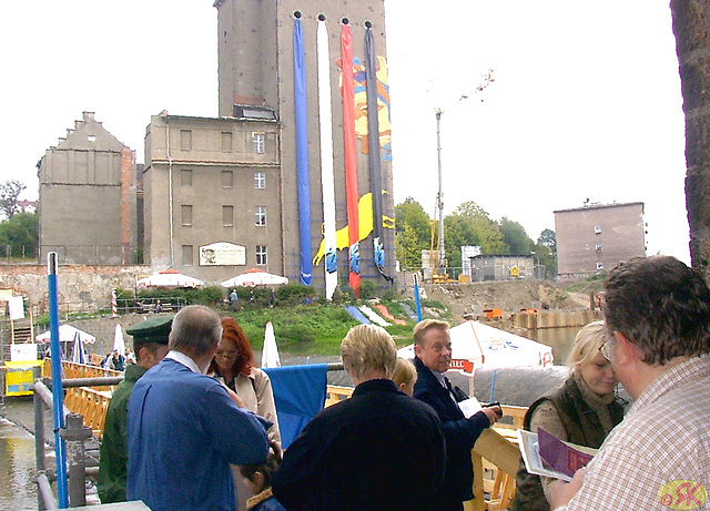 2003-09-14 034 Görlitz, tago de la malferma monumento