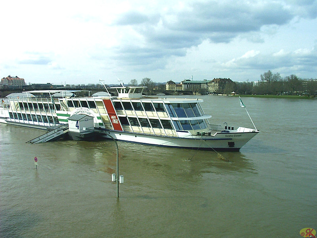 2006-04-05 081 Hochwasser