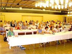 2004-08-15 05 SAT-malfermo, publiko