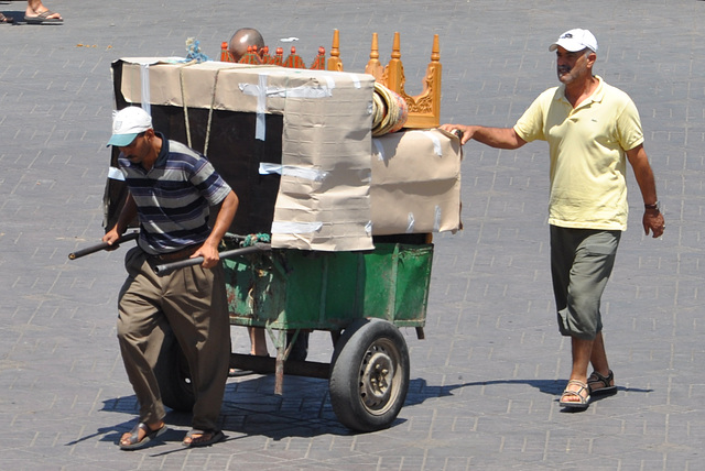 TRANSPORTS  A MARRAKECH