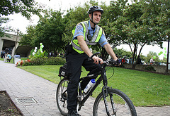 06.RJF19.GatewayPark.ArlingtonVA.12Sep2009