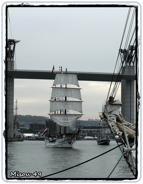 L'ARMADA de ROUEN . le départ