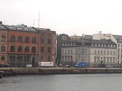 Architecture et bateau de touriste /  Saga Queen boat eyesight.  Copenhagen.  26-10-2008