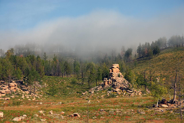 Mist over the hill at Oglogchiin Herem