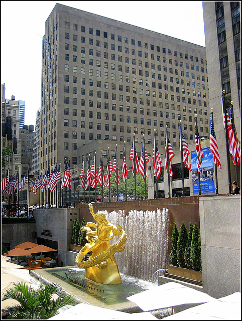 Rockefeller Ctr.