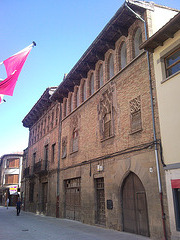 Sangüesa (Navarra): casa-palacio.