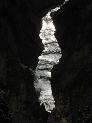 Geysers In Grand Canyon of the Yellowstone River (1676)