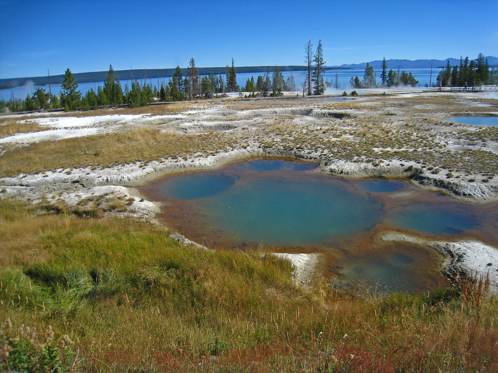 West Thumb Geyser Basin (4070)