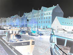 Le bateau Beate /  Beate boat zone -  Copenhague /  Copenhagen.   26-10-2008    - Effet de négatif
