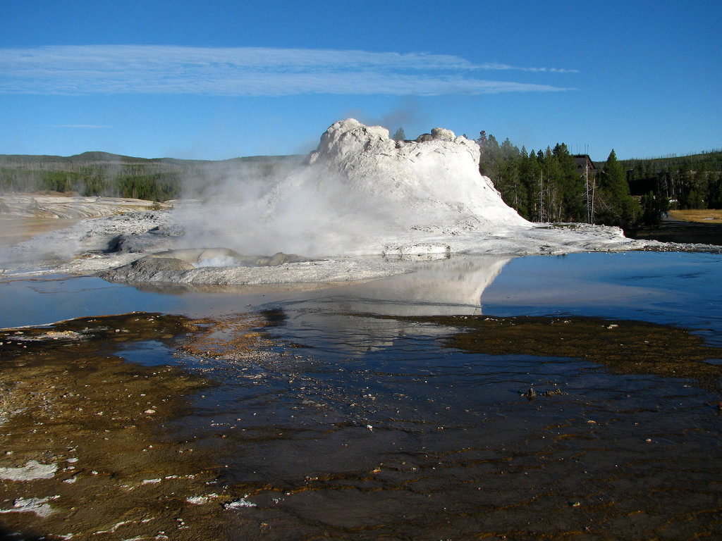 Castle Geyser (1629)