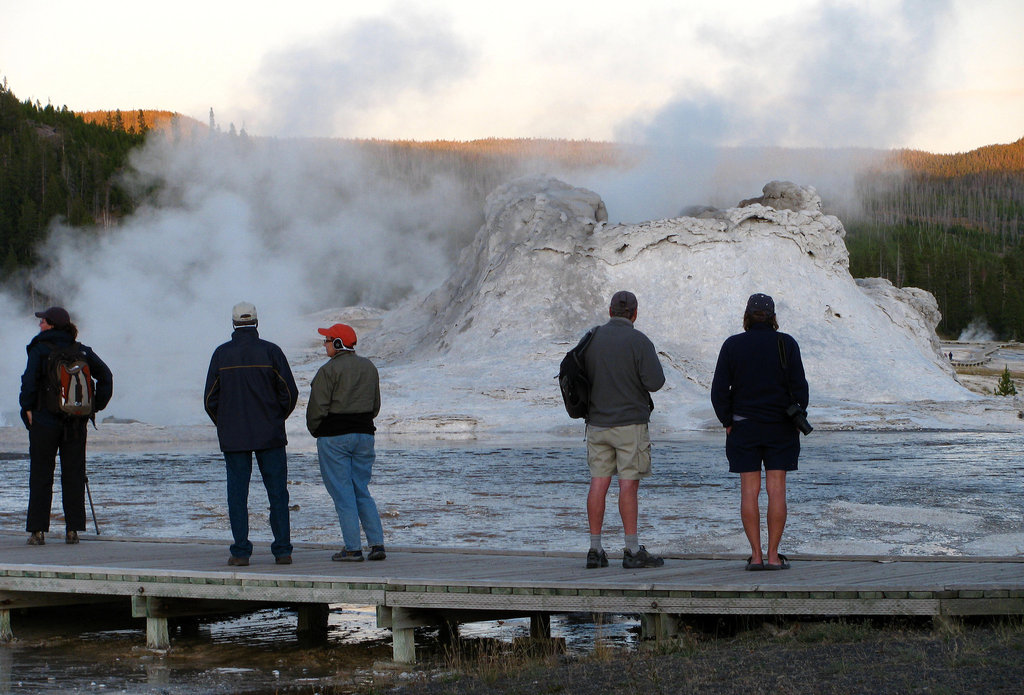 Waiting For Castle Geyser (1638)