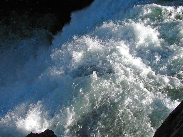 Upper Falls On The Yellowstone River (1666)