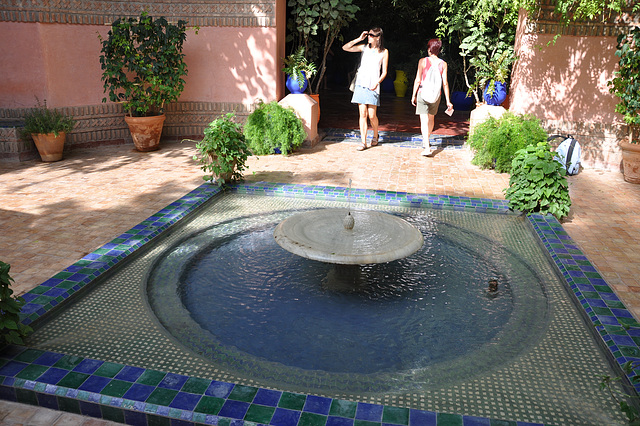 FONTAINE JARDIN DE MAJORELLE