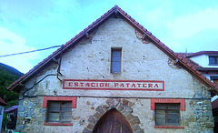 Ochagavía (Navarra): curiosa estación.