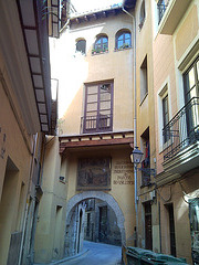 Valencia:  portal de Valldigna.