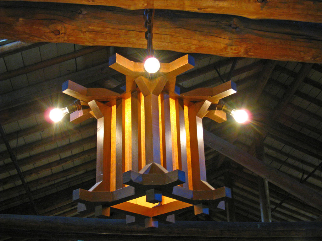 Yellowstone Lake Lodge Lobby (4100)