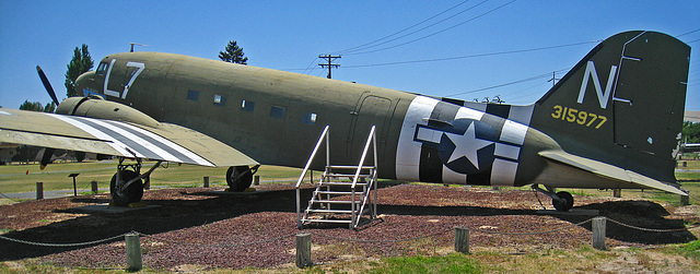 Douglas C-47 Skytrain (3052)