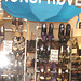 Lèche-vitrines podoérotique NYT / NYT erotic footwears window display.  Copenhague. 26-10-2008