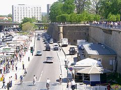 2003-05-04 01 Dresdeno, centro-promenado