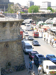 2003-05-04 11 Dresdeno, centro-promenado