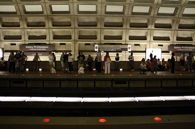 01.WMATA1.GalleryPlace.NW.WDC.18July2009