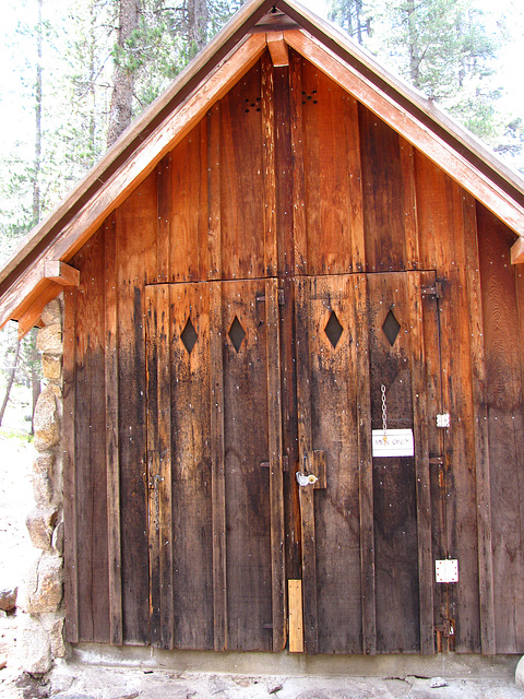 Glen Aulin Camp - Toilets (0674)