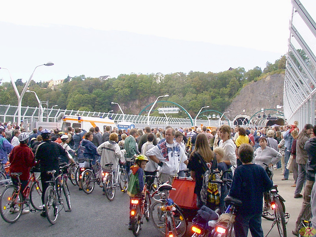 2004-09-12 31 A17 - Weißeritztalbrücke, 220 m lang