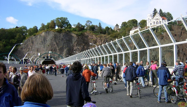 2004-09-12 34 A17 - Weißeritztalbrücke, 220 m lang