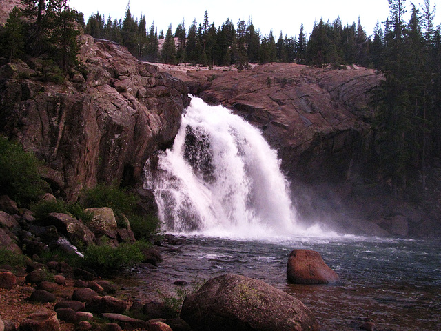 Tuolumne Falls at Glen Aulin (0709)