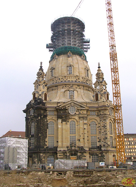 2004-04-03 .16 Frauenkirche, Dresdeno