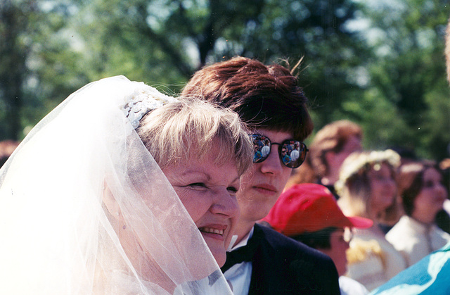 01.18.MMOW.Wedding.29April2000